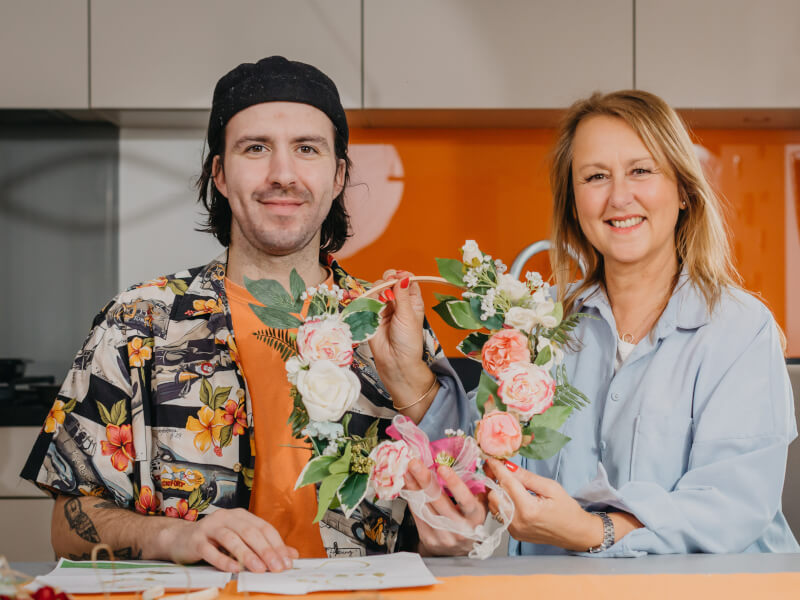 online flower wreath classes